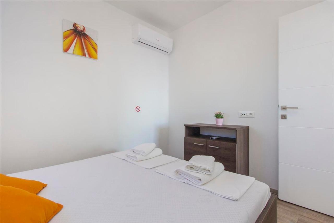 Villa Top Of Murter, Two Bedroom Apartment Екстериор снимка